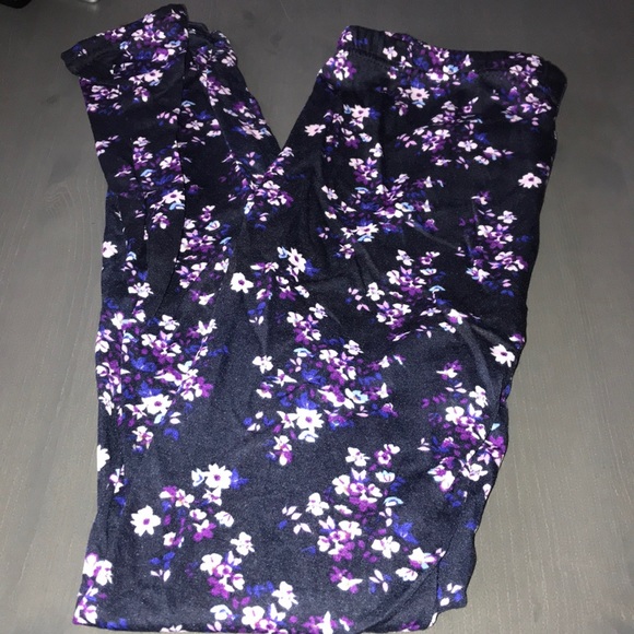 4 for $10 Leggings 1834 - Picture 1 of 4